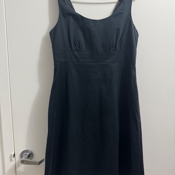 BLACK DRESS - Picture 3 of 4